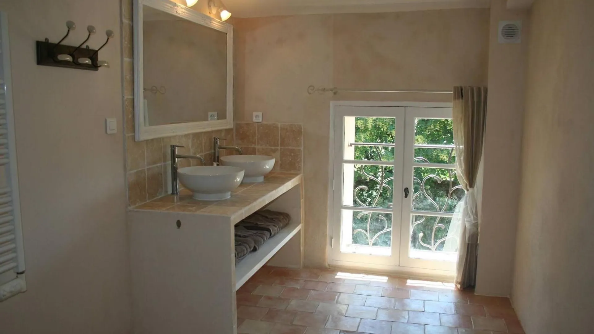 Cottage In The Clos De La Tuilerie Valensole